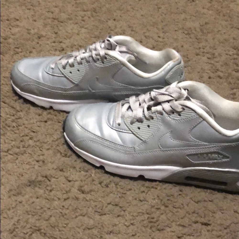 Nike AirMax silver !